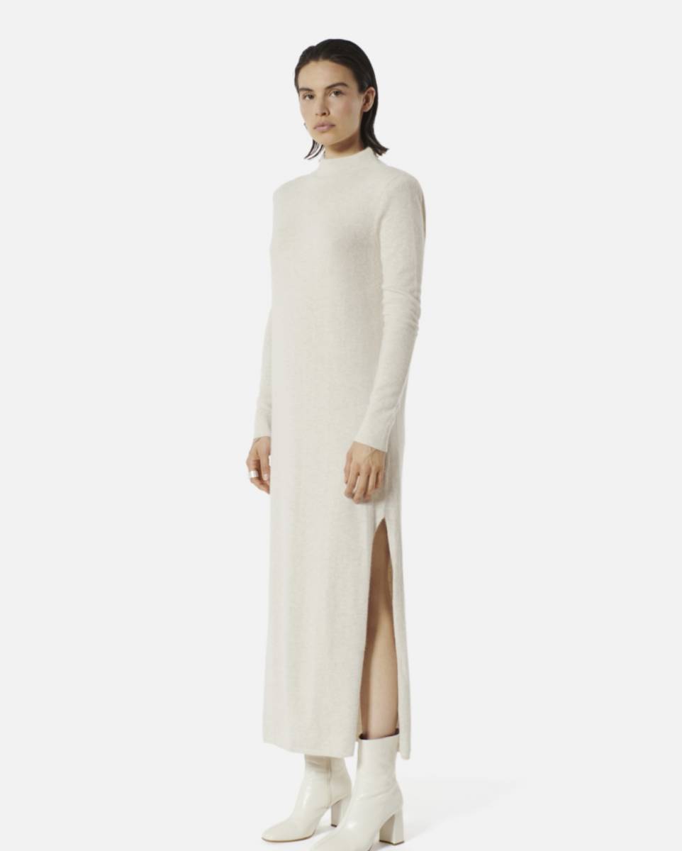 Craquez pour la robe longue Rossini Karma Koma angora en laine raffinée chez Camp Boutique Alès à Nîmes